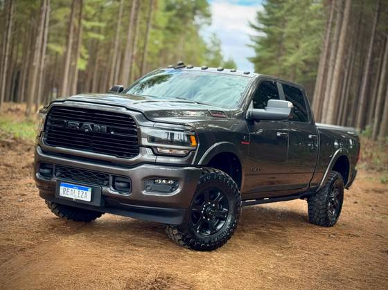 RAM 2500 6.7 I6 TURBO DIESEL NIGHT EDITION CD 4X4  AUTOMÁTICO